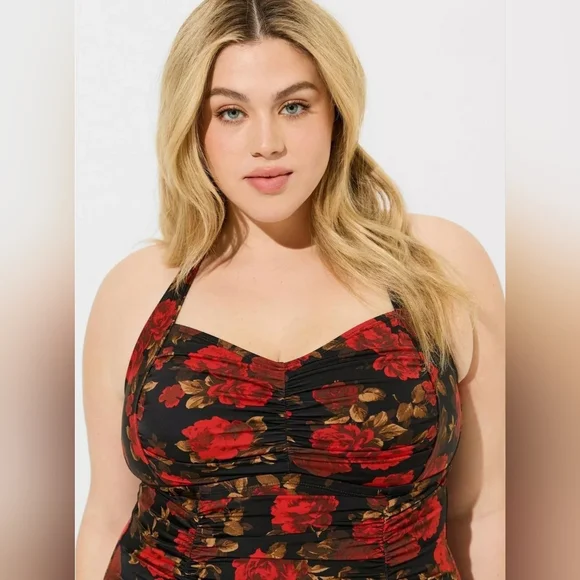 Torrid Retro Built-up One Piece Swimsuit Size 3 - Picture 6 of 8